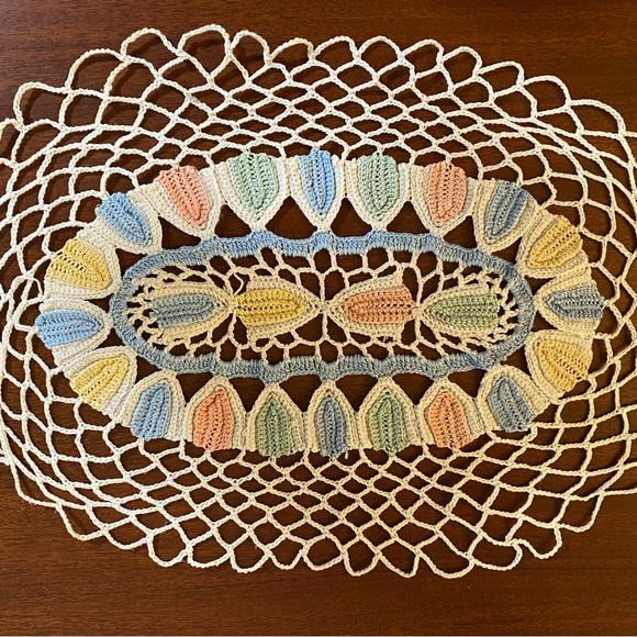 Hand-crocheted Pastel Oval Doily - Picture 3 of 5